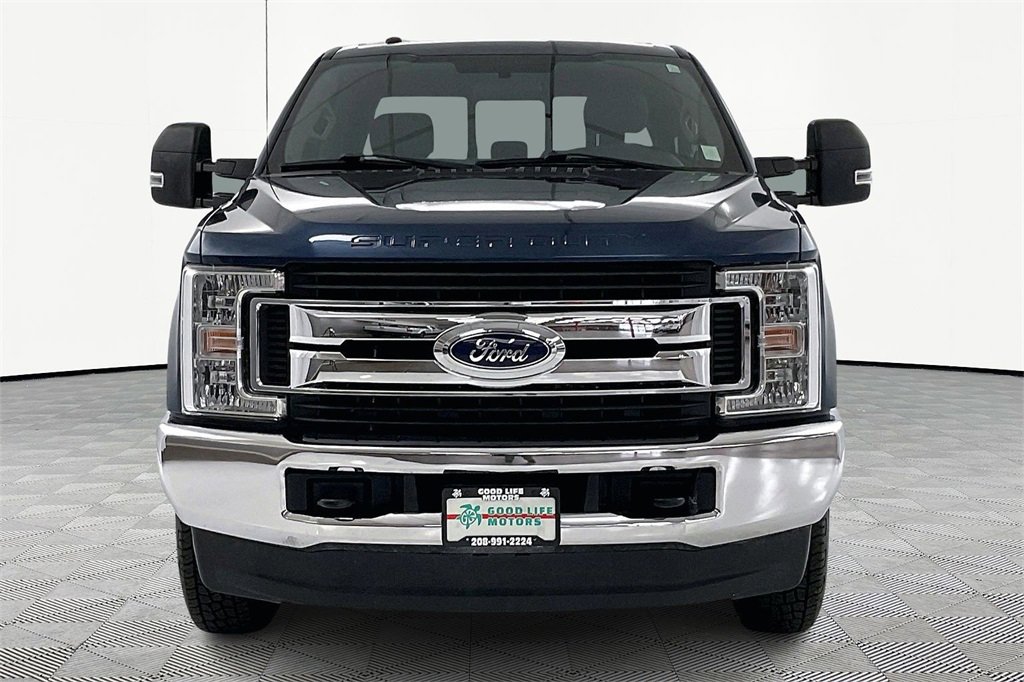 Used 2017 Ford F250 XLT image 2