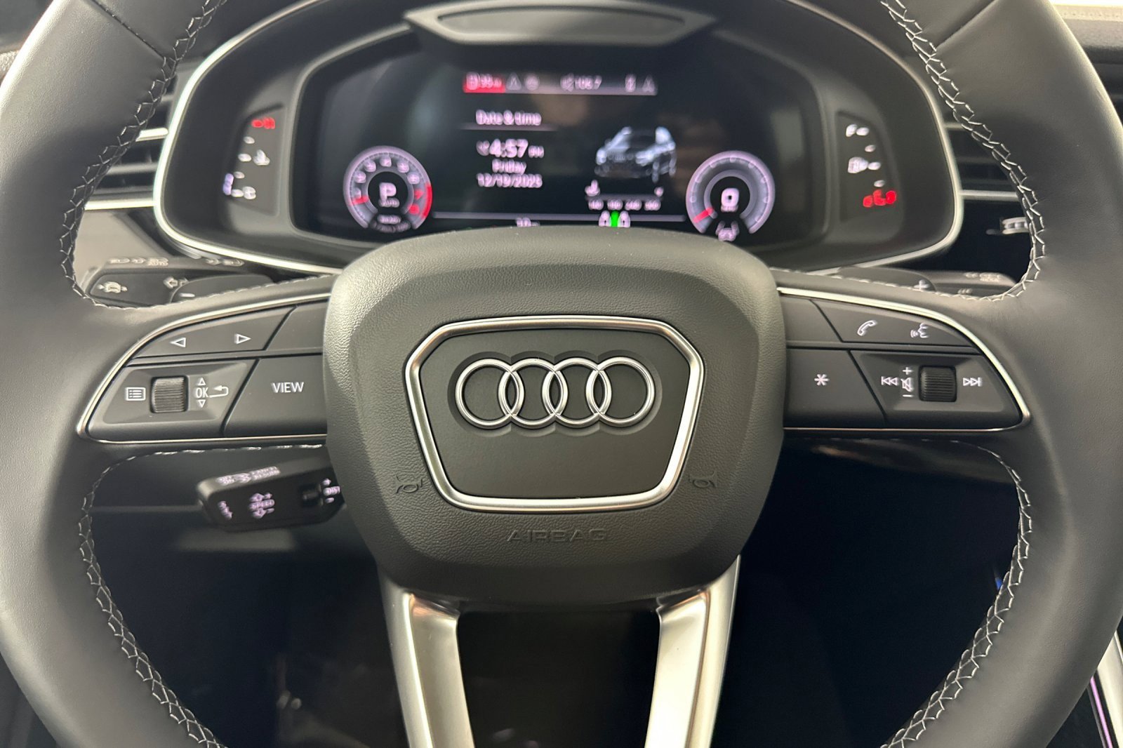 New 2026 Audi Q7 3.0T Premium image 23