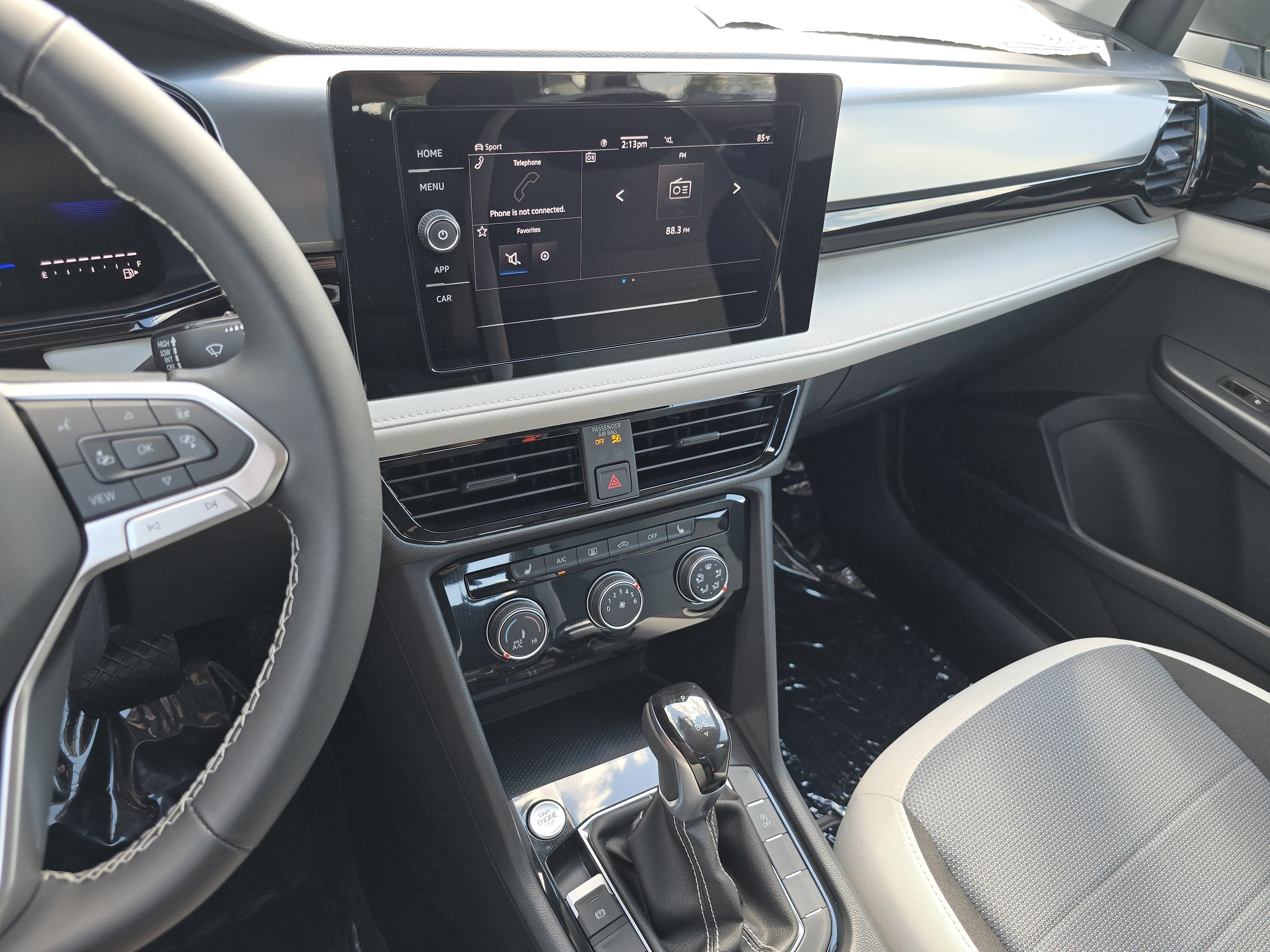 New 2025 Volkswagen Taos S image 25