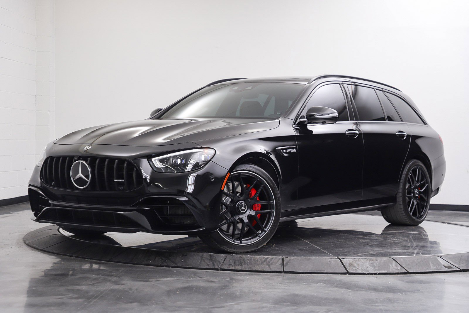 Used 2021 Mercedes-Benz E 63 AMG S image 1