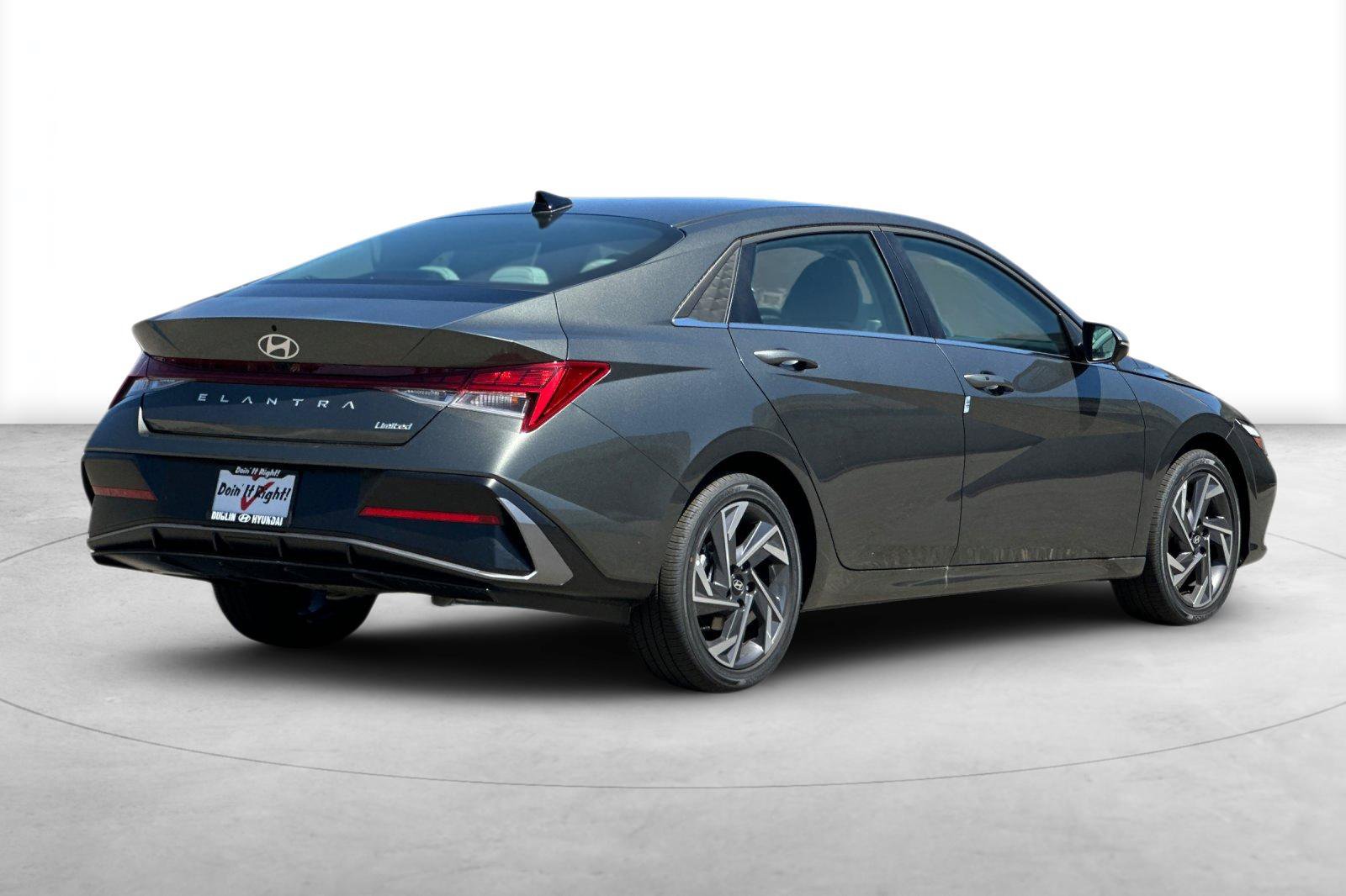 New 2026 Hyundai Elantra Limited FWD image 6