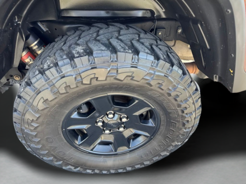 Used 2021 Jeep Gladiator Mojave AWD/4WD image 22