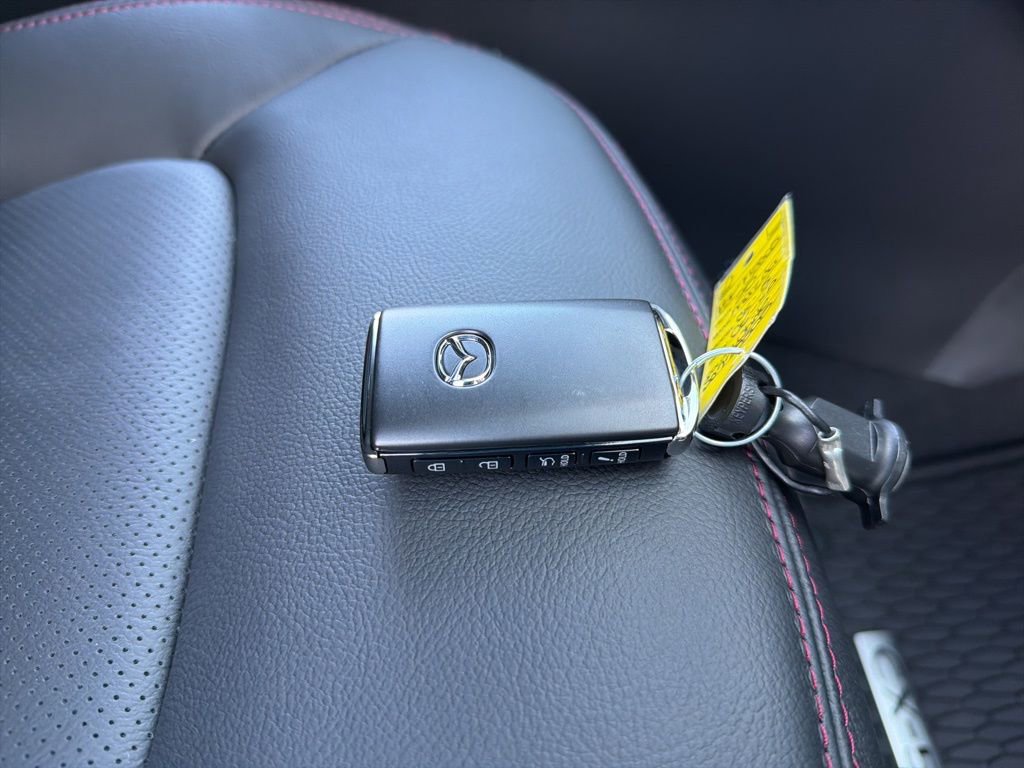 New 2025 MAZDA CX-5 Carbon Edition image 27