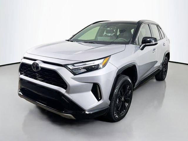 Used 2025 Toyota RAV4 XSE image 5