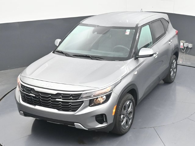 Used 2026 Kia Seltos LX FWD image 39