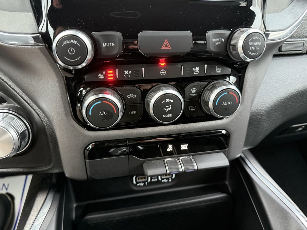 Used 2024 RAM 1500 Laramie image 23