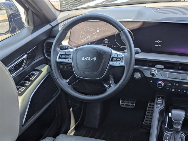 Used 2023 Kia Telluride SX X-Line image 15