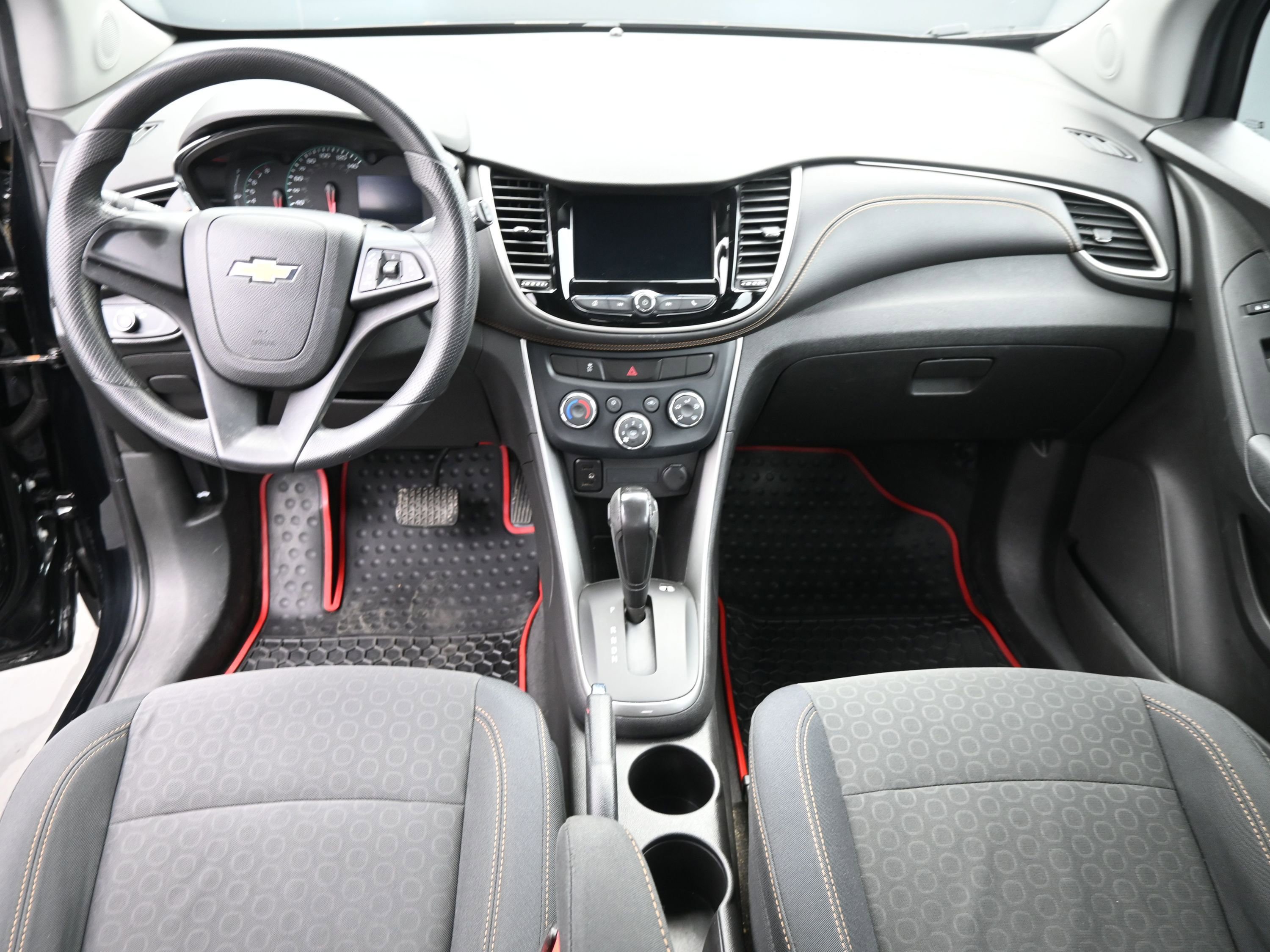 Used 2018 Chevrolet Trax LS image 14