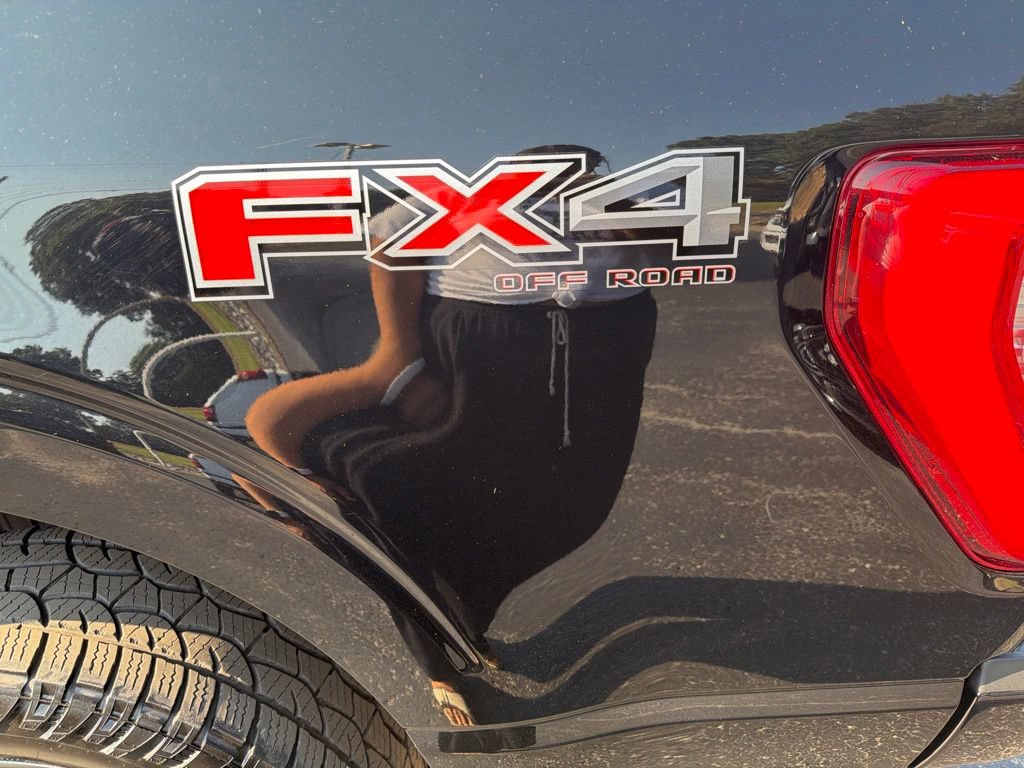 Used 2021 Ford F150 Lariat w/ Equipment Group 502A High AWD/4WD image 12