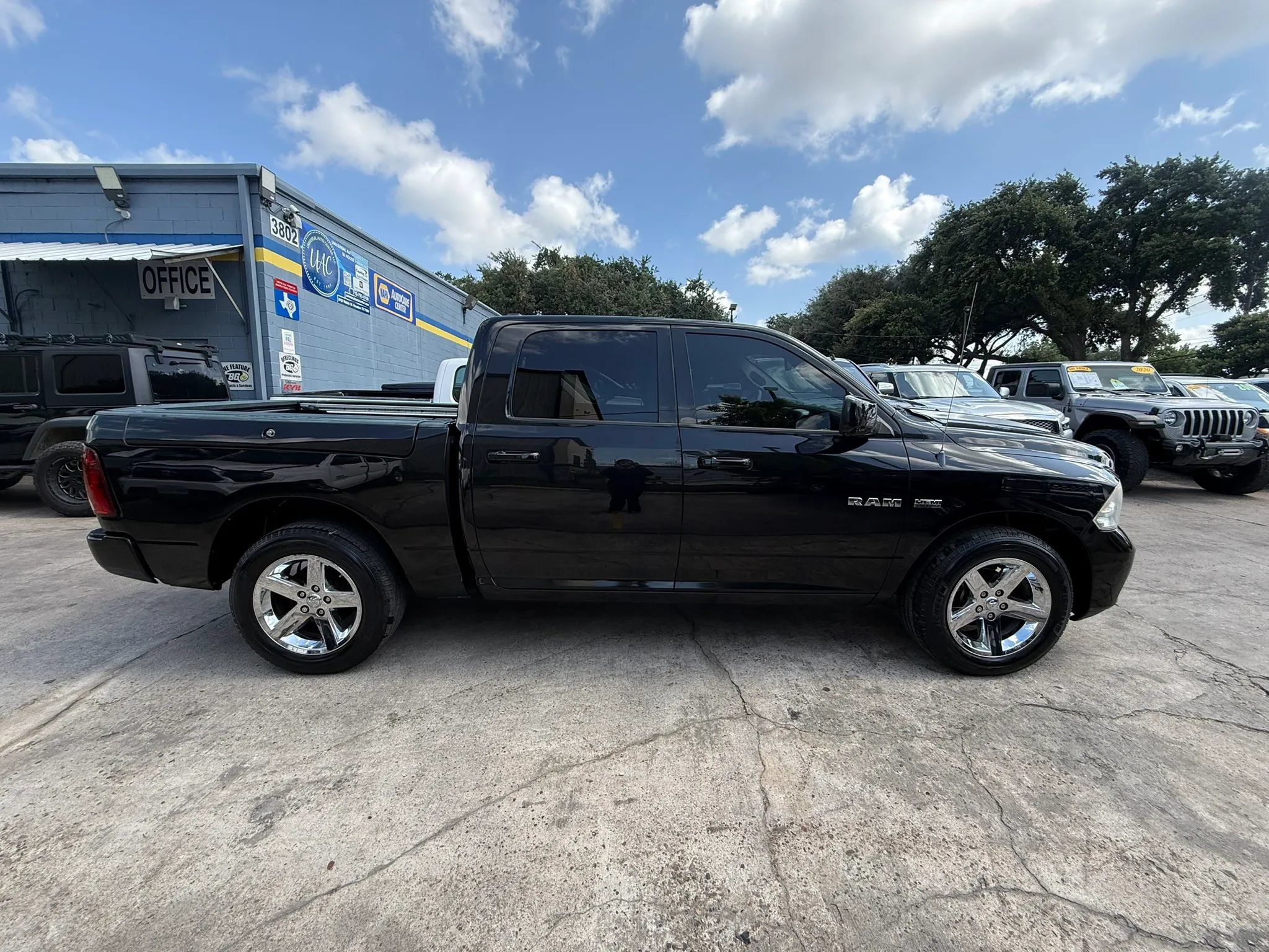 Used 2009 Dodge Ram 1500 Truck Sport RWD image 8