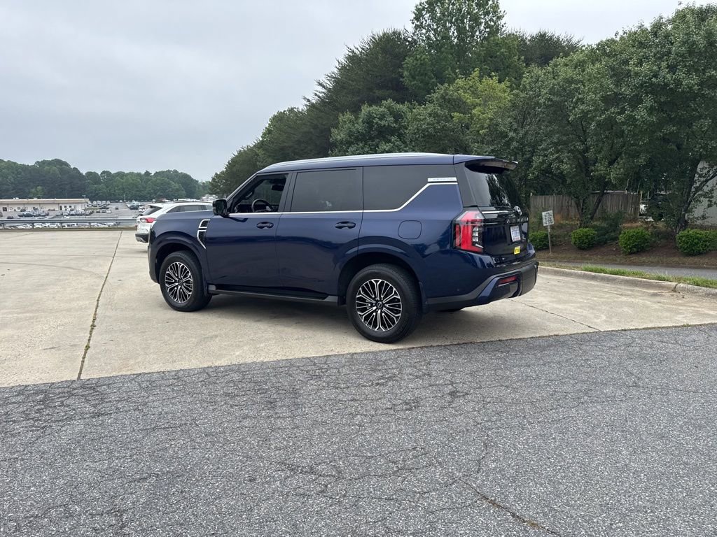 Used 2025 Nissan Armada SL AWD/4WD image 7