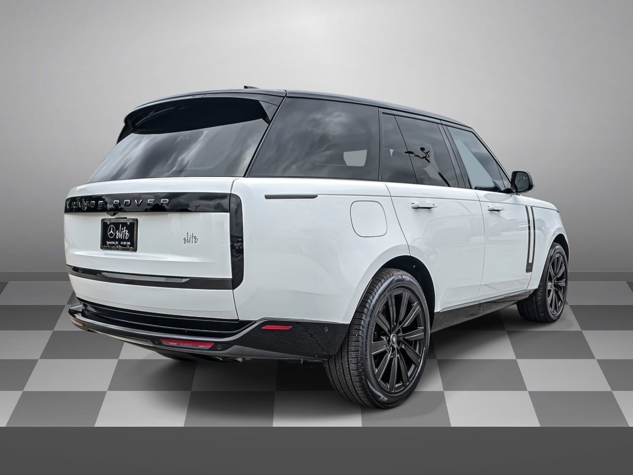 Used 2025 Land Rover Range Rover Autobiography AWD/4WD image 6