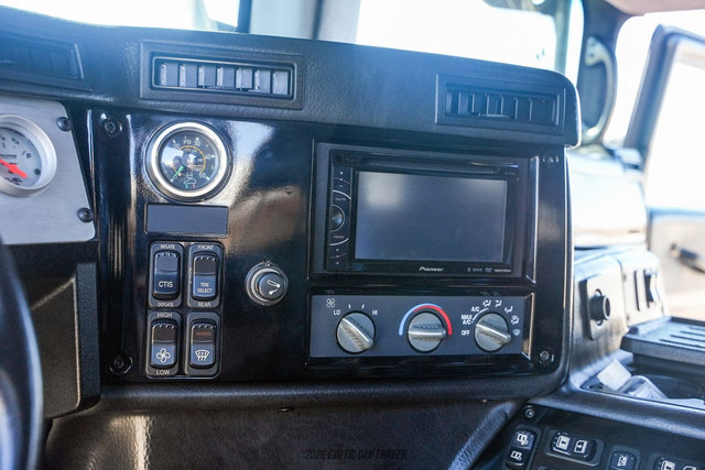 Used 2006 HUMMER H1 4-Door Wagon AWD/4WD image 32