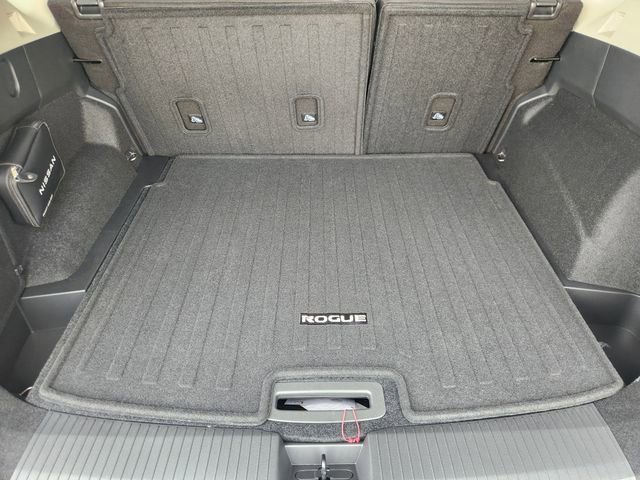 New 2025 Nissan Rogue S image 26
