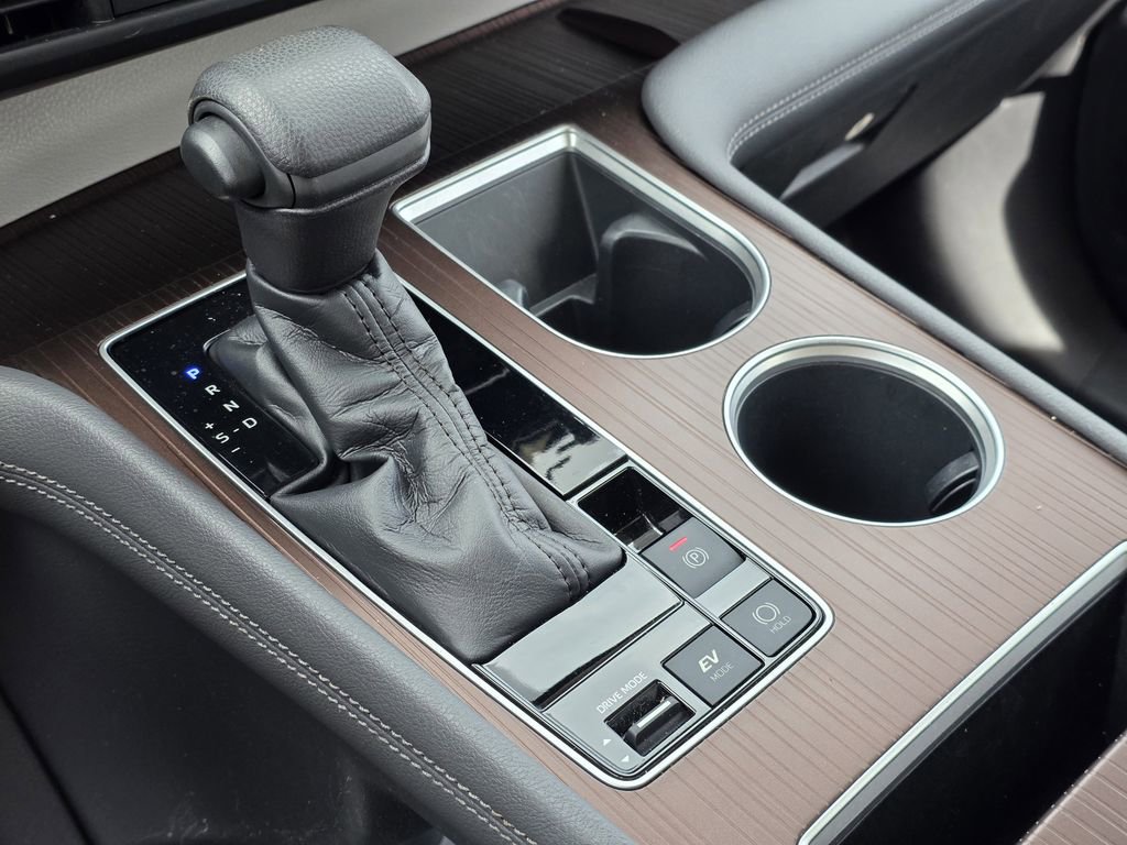 Used 2021 Toyota Sienna LE image 15