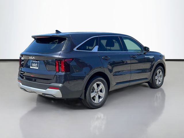 New 2026 Kia Sorento LX image 7
