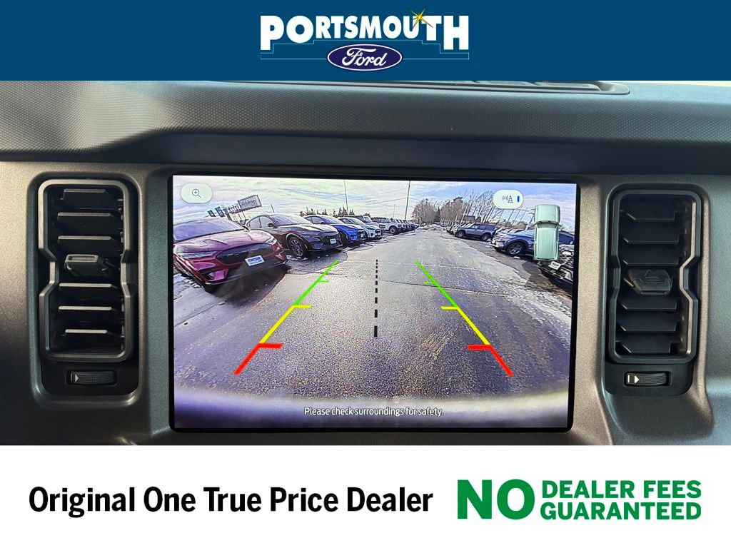 New 2025 Ford Bronco Badlands image 11