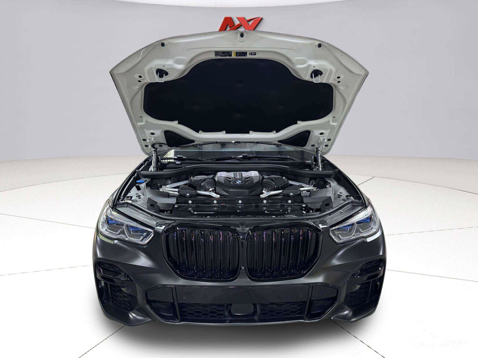 Used 2023 BMW X5 M50i w/ Executive Package AWD/4WD image 64