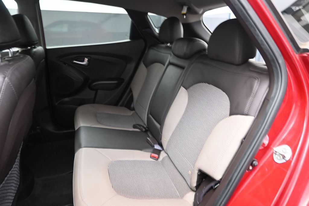 Used 2013 Hyundai Tucson GLS FWD image 13