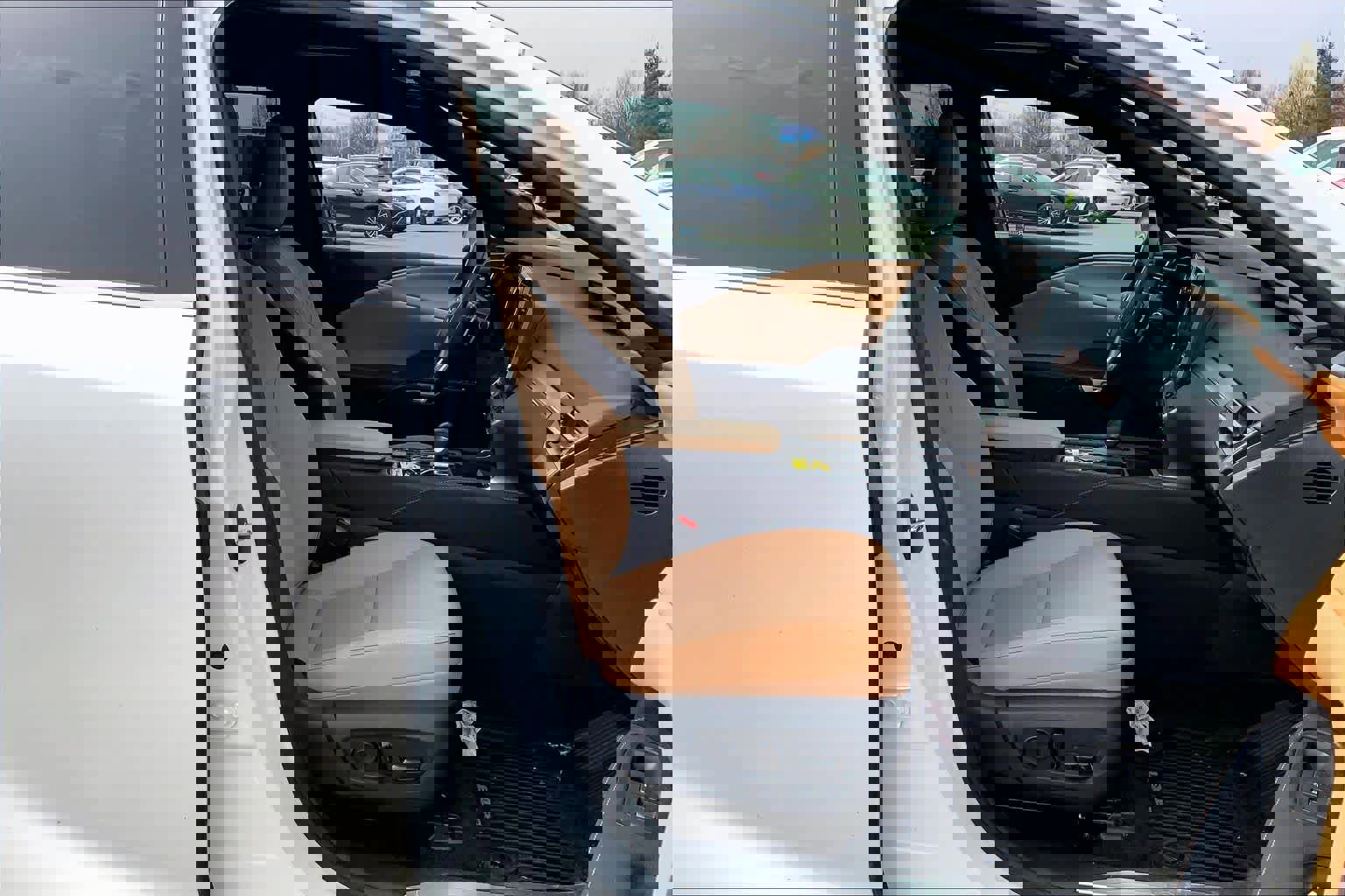 Used 2023 Lexus RX 350 Premium w/ Accessory Package image 9