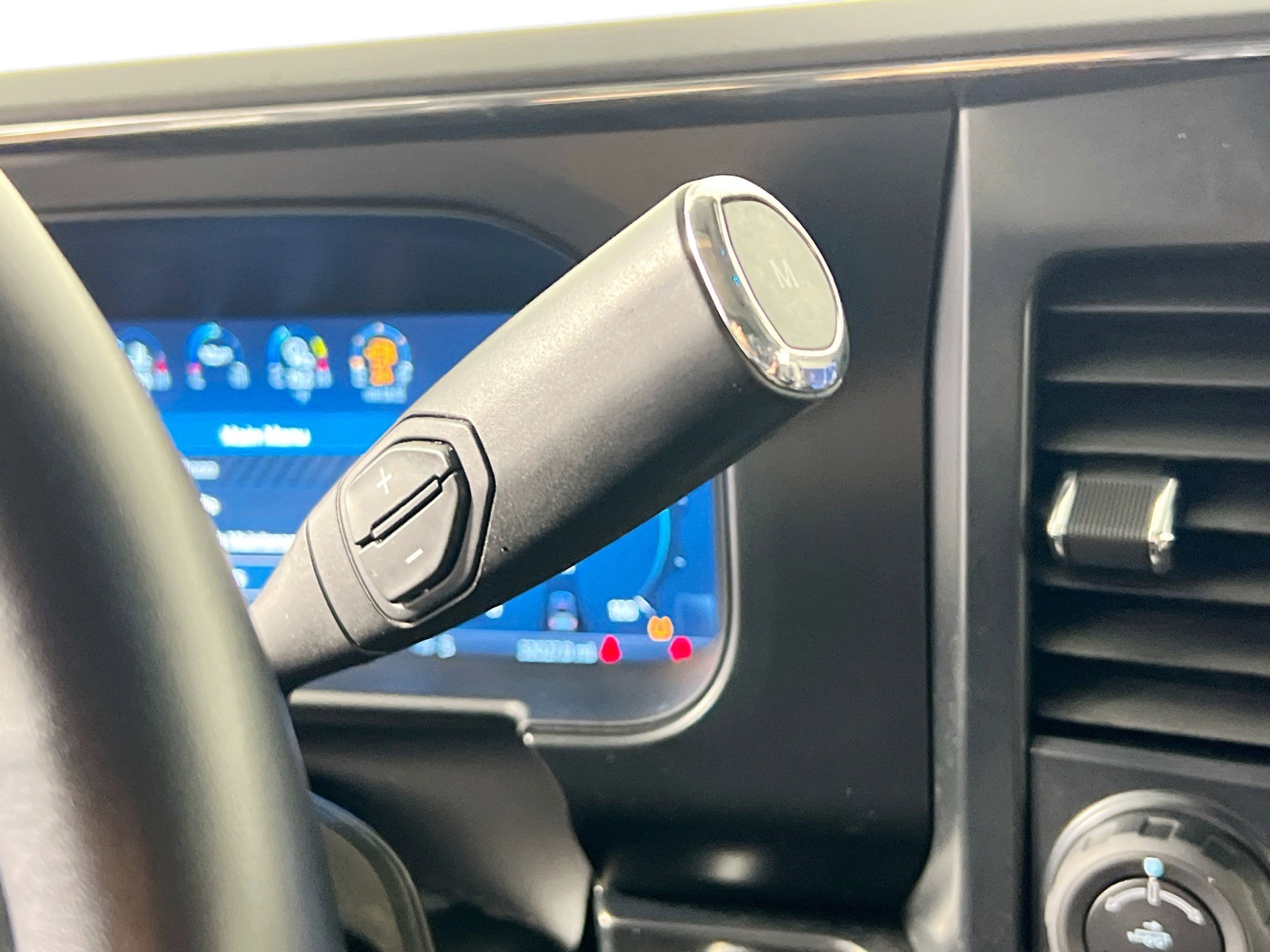 Used 2024 Ford F350 Lariat w/ Lariat Ultimate Package image 25