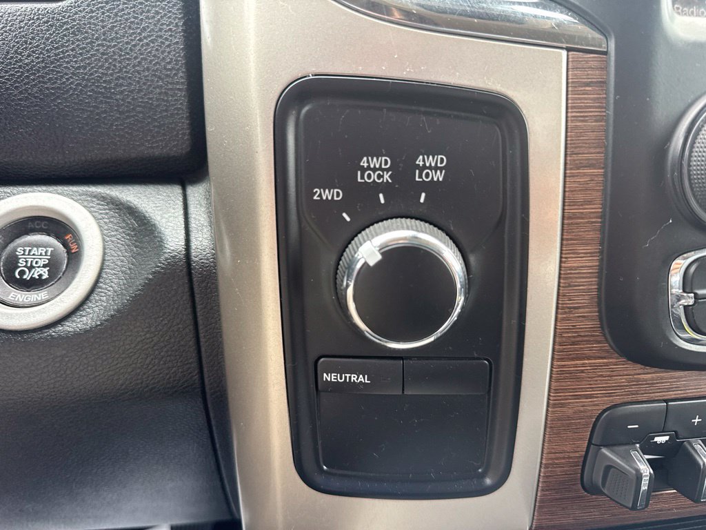 Used 2015 RAM 2500 Laramie w/ Convenience Group AWD/4WD image 17
