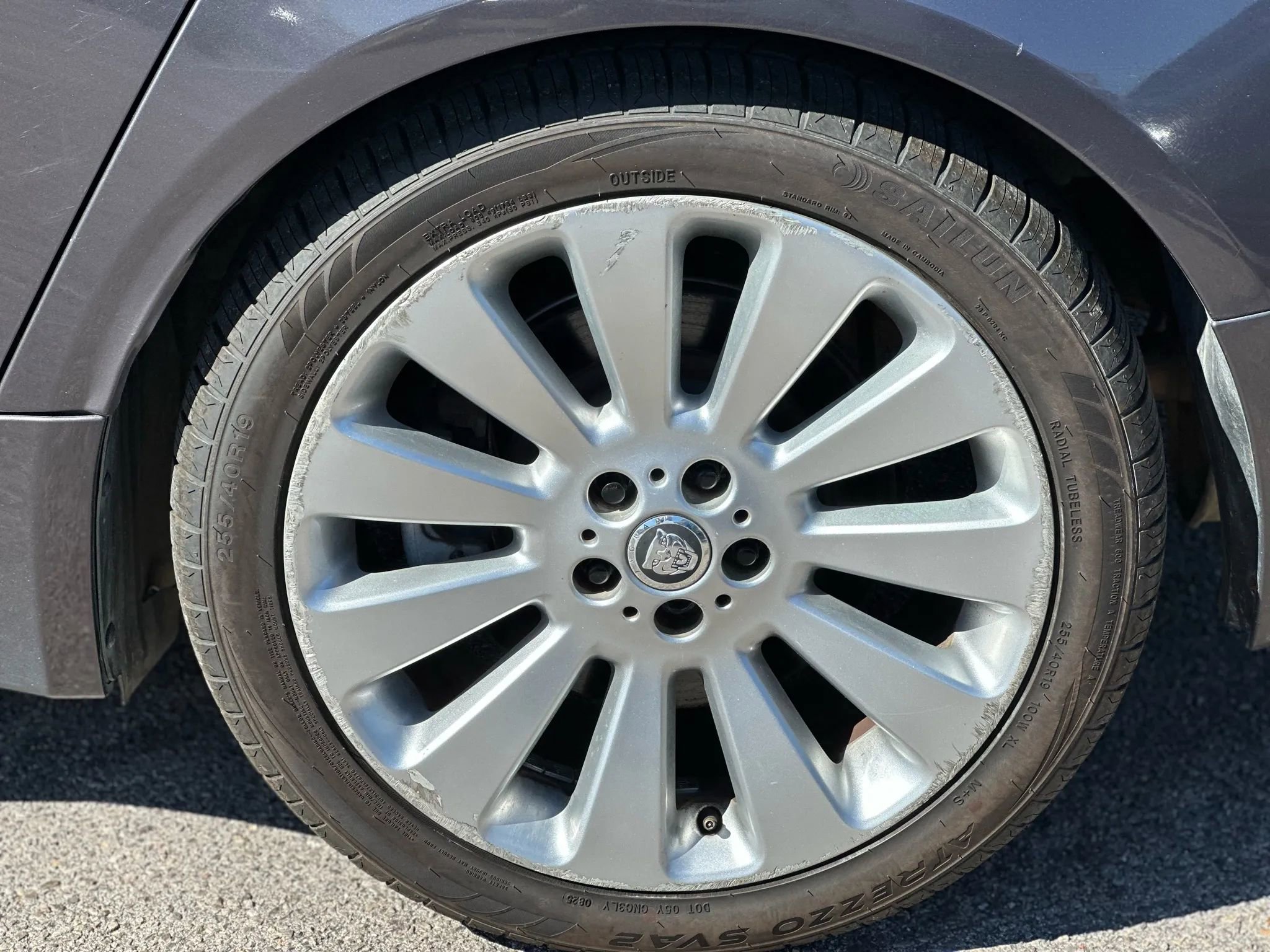 Used 2009 Jaguar XF Premium image 26