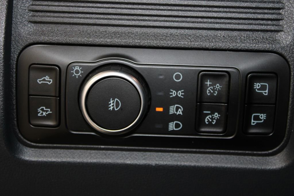 New 2026 Ford F250 Lariat w/ Black Appearance Package image 52