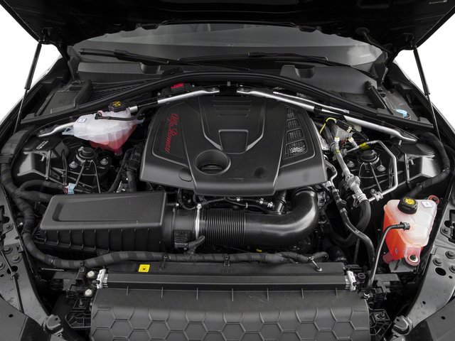 Used 2017 Alfa Romeo Giulia Ti w/ TI 19" Sport Package RWD image 16