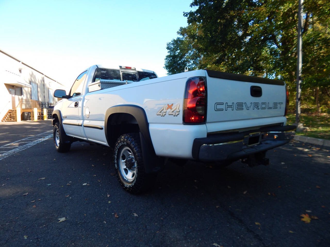 Used 2006 Chevrolet Silverado 2500 W/T w/ Snow Plow Prep Package AWD/4WD image 3