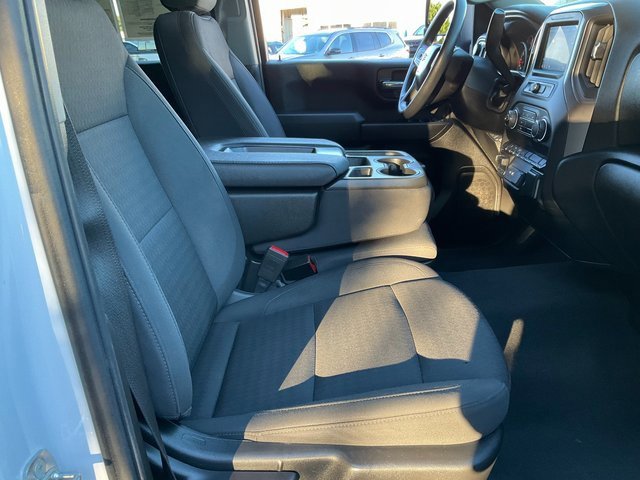 Used 2024 Chevrolet Silverado 2500 Custom w/ Custom Value Package image 17