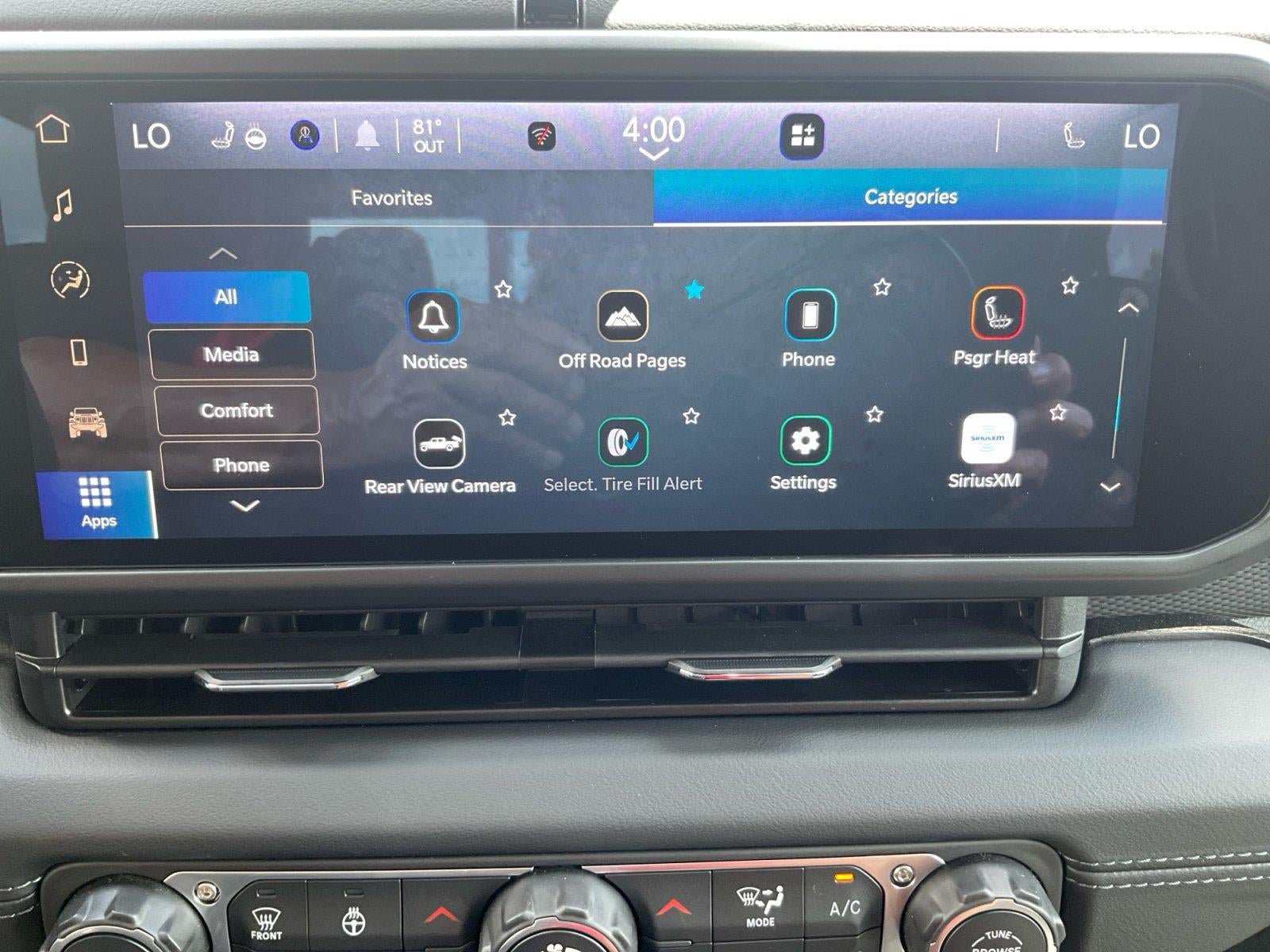 Used 2026 Jeep Gladiator Mojave w/ Safety Group AWD/4WD image 18