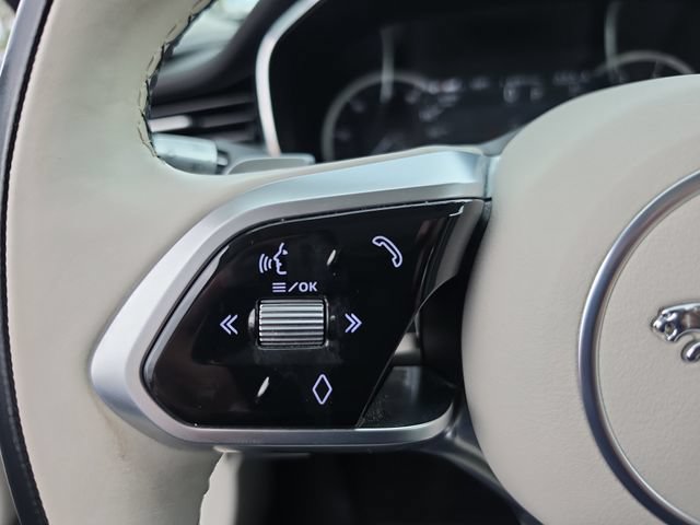 Used 2022 Jaguar XF S RWD image 22