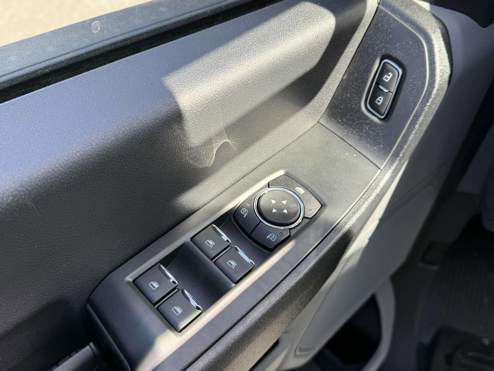 New 2025 Ford F550 4x4 Crew Cab Super Duty image 18
