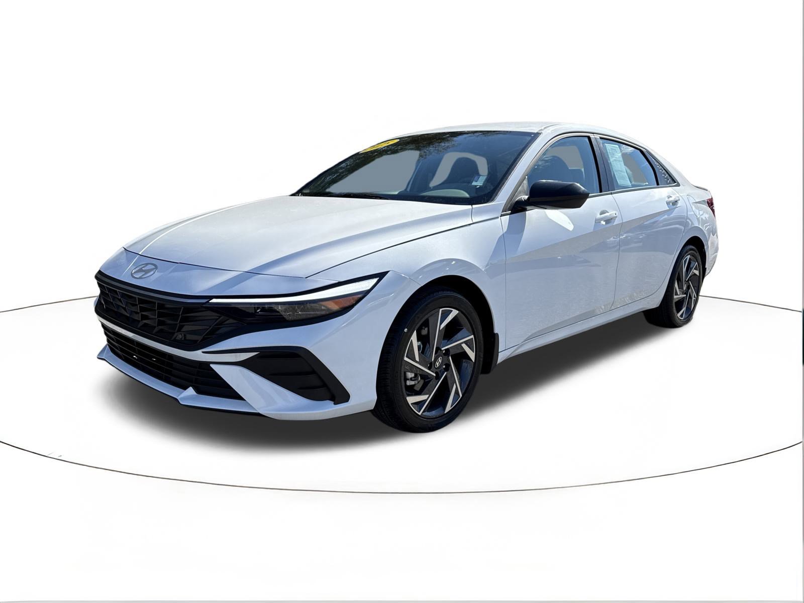 Certified 2025 Hyundai Elantra Sport image 7