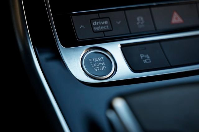 Used 2025 Audi Q7 3.0T Premium w/ Convenience Package image 39