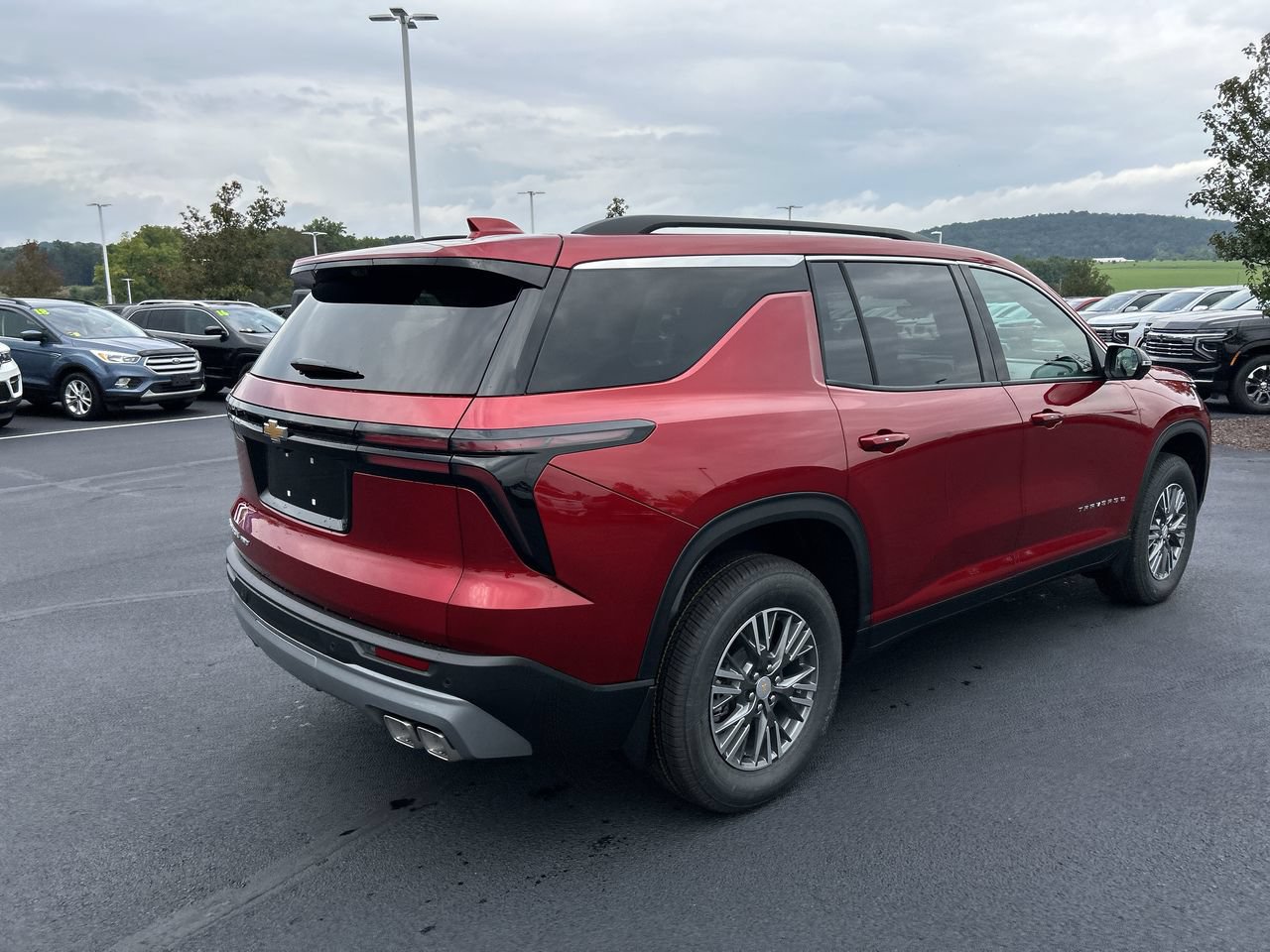 New 2027 Chevrolet Traverse LT w/ Driver Confidence Package AWD/4WD image 7