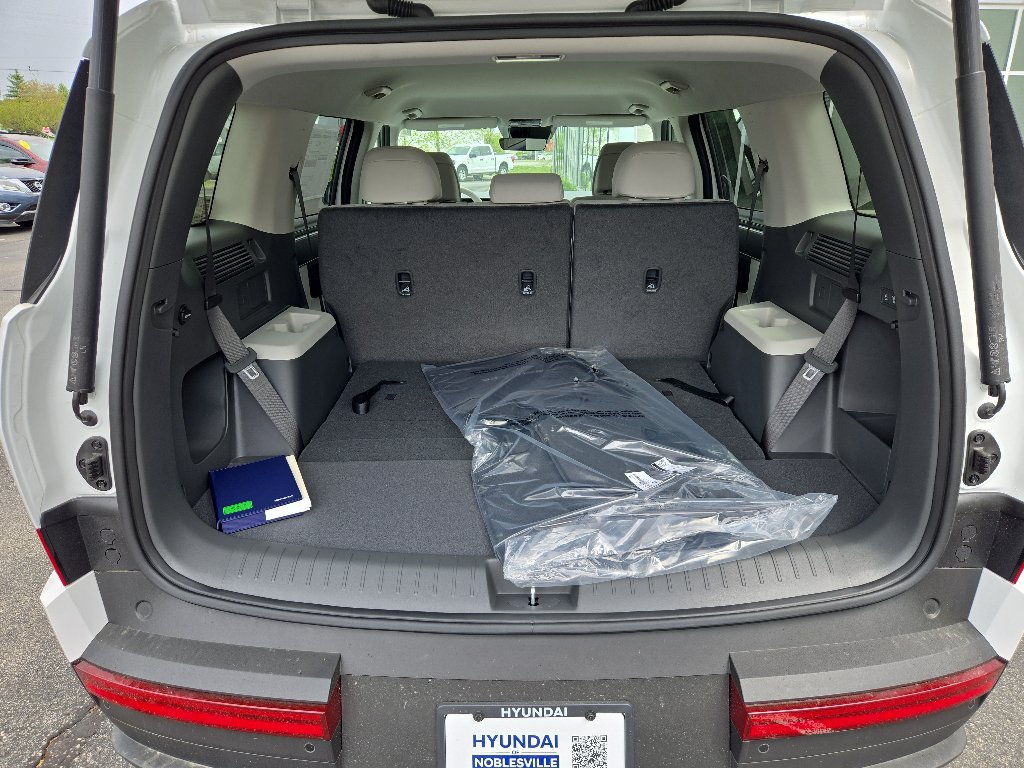 New 2026 Hyundai Santa Fe SE AWD/4WD image 13
