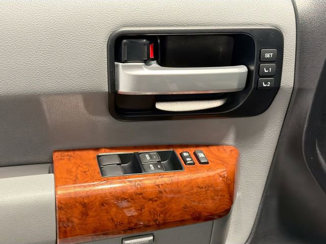 Certified 2019 Toyota Sequoia Platinum AWD/4WD image 16