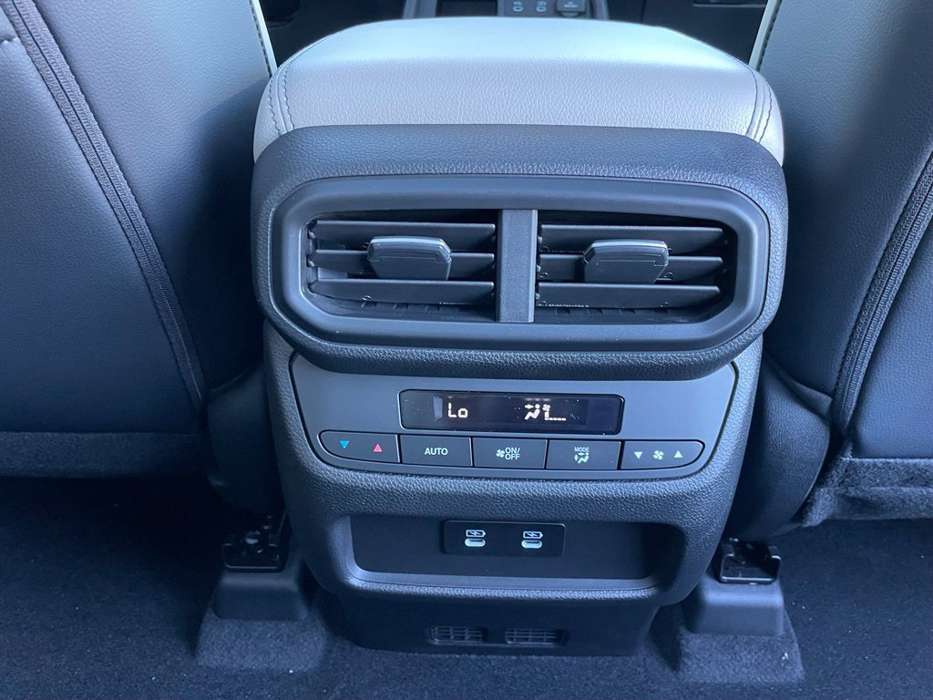 New 2026 Honda Pilot Touring image 40