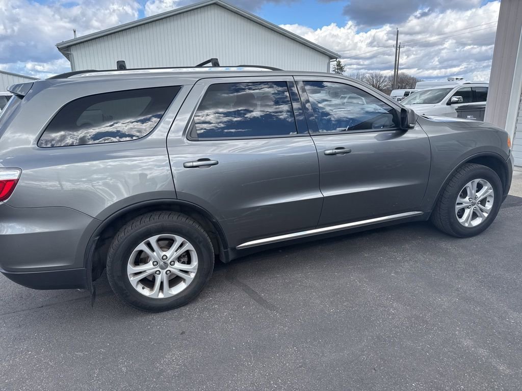 Used 2011 Dodge Durango Crew image 2