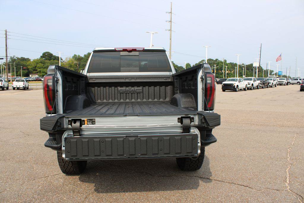 New 2026 GMC Sierra 2500 AT4X AWD/4WD image 21