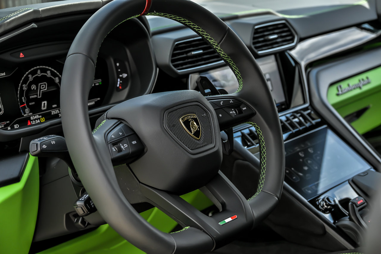 Used 2024 Lamborghini Urus S AWD/4WD image 31