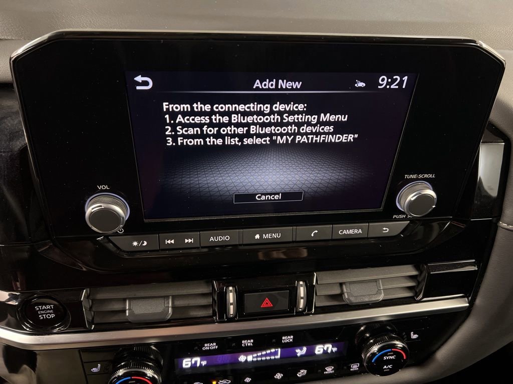 Used 2025 Nissan Pathfinder SV AWD/4WD image 10