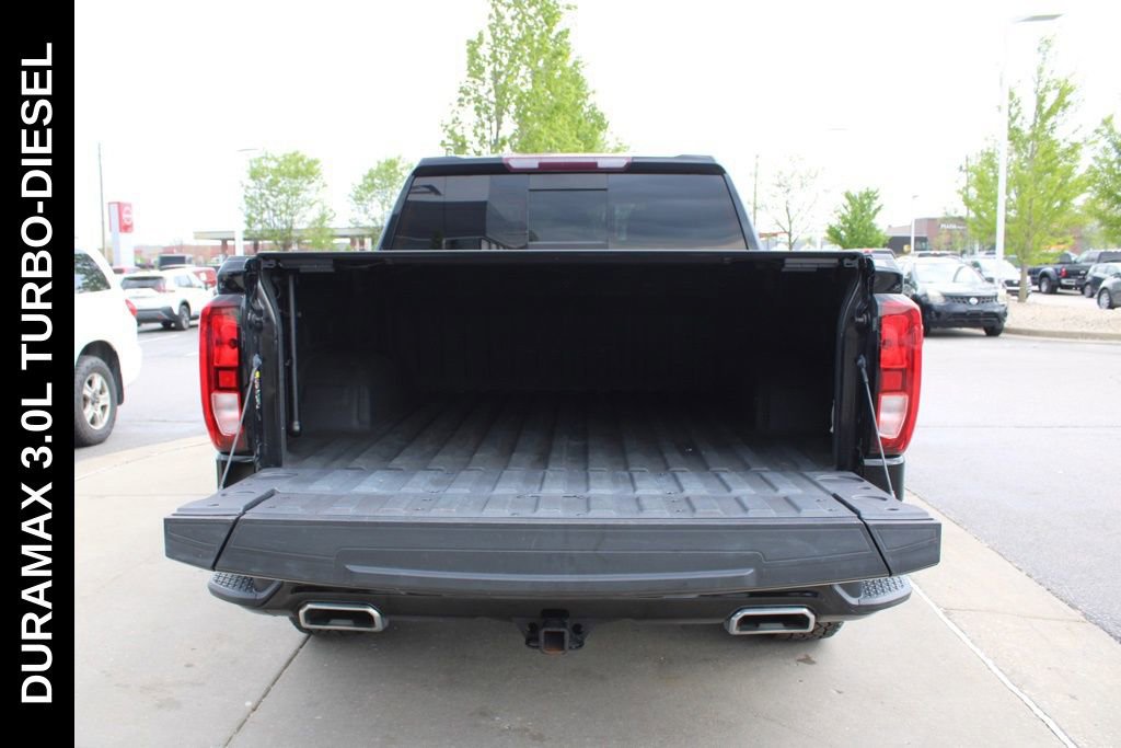 Used 2022 GMC Sierra 1500 Elevation w/ Elevation Premium Package AWD/4WD image 10