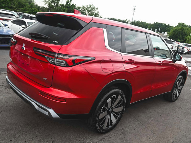 New 2025 Mitsubishi Outlander SE image 6
