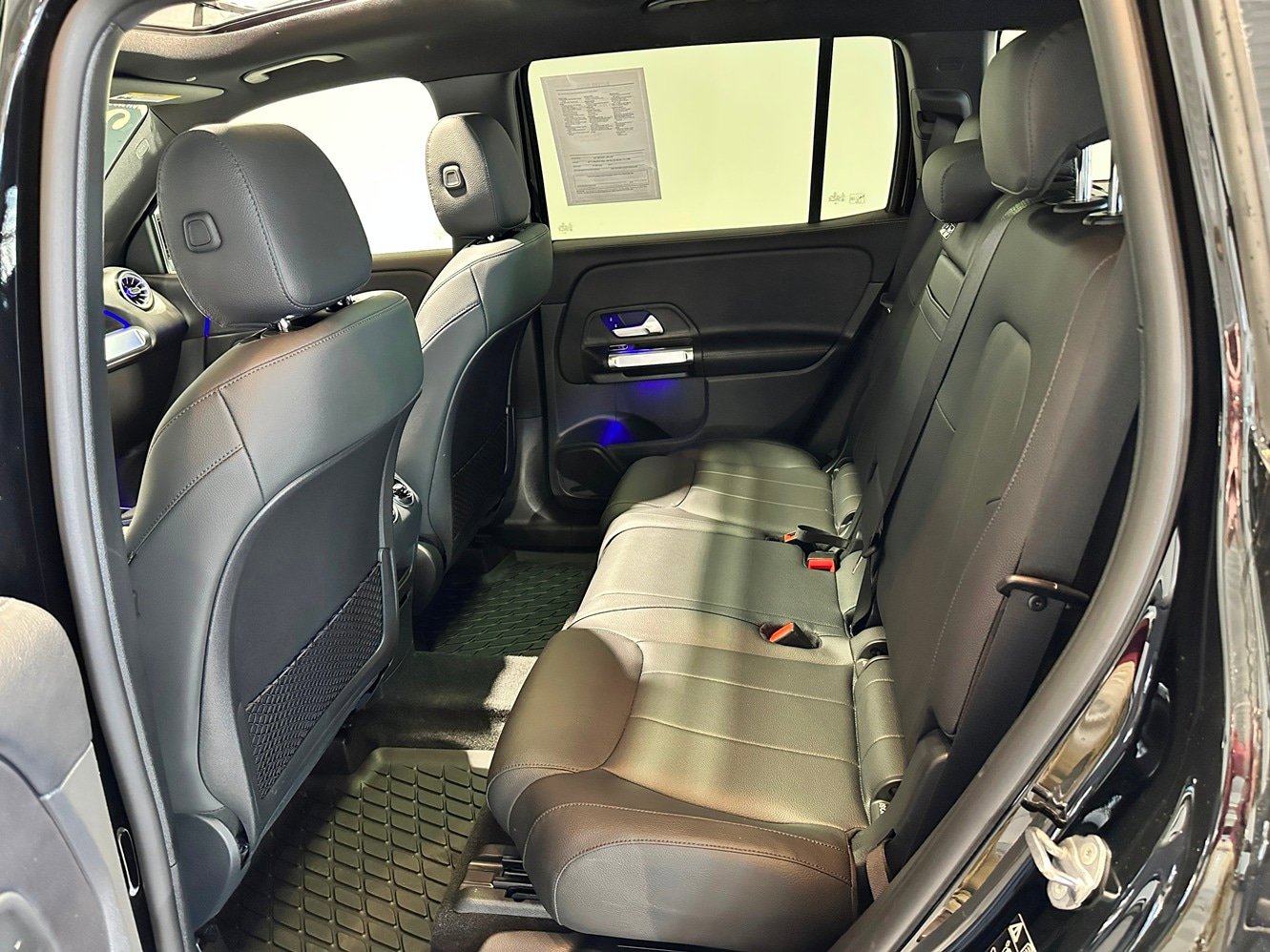 Certified 2023 Mercedes-Benz GLB 250 4MATIC image 29