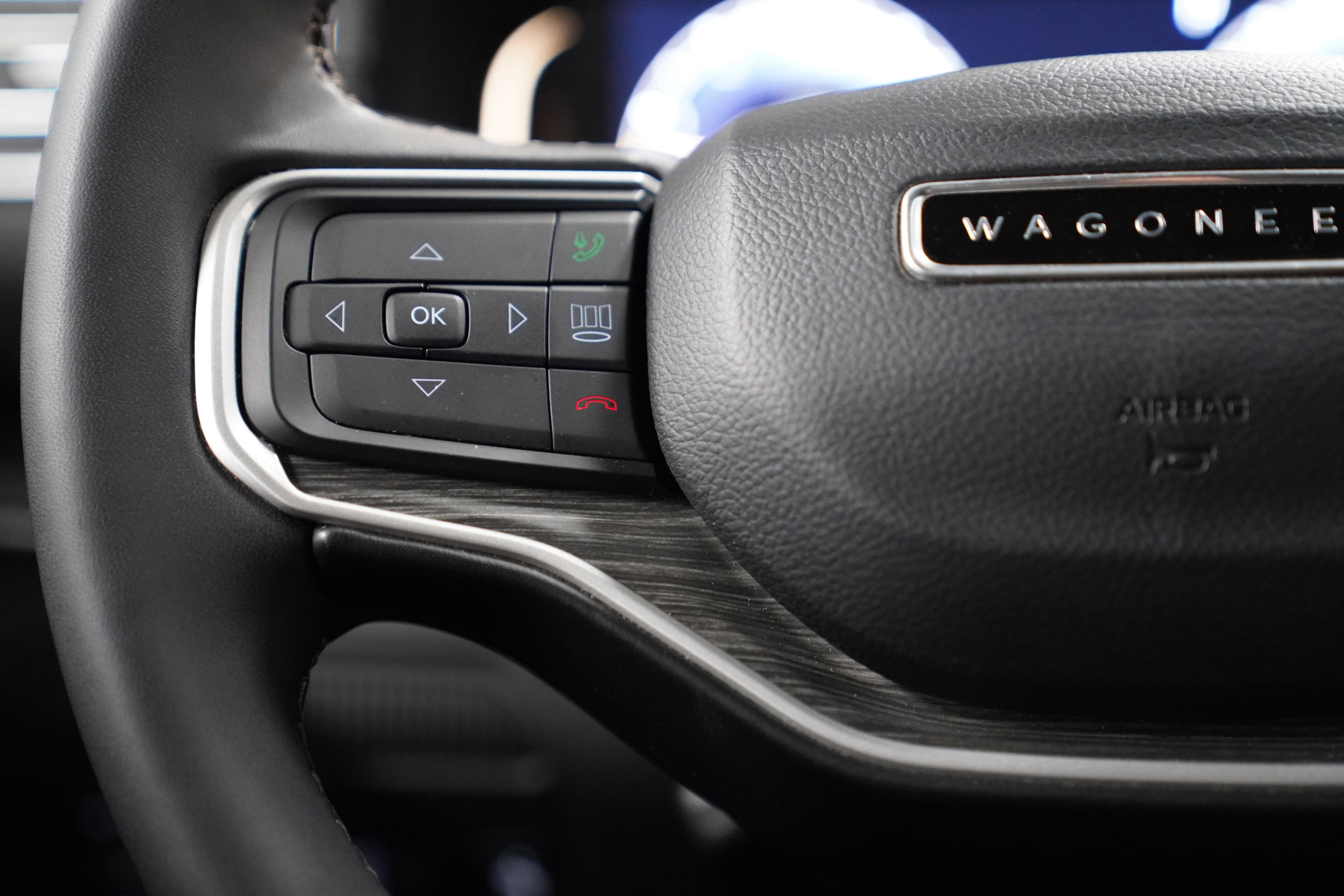 Used 2023 Jeep Wagoneer Series III w/ Preferred Equipment Group image 20