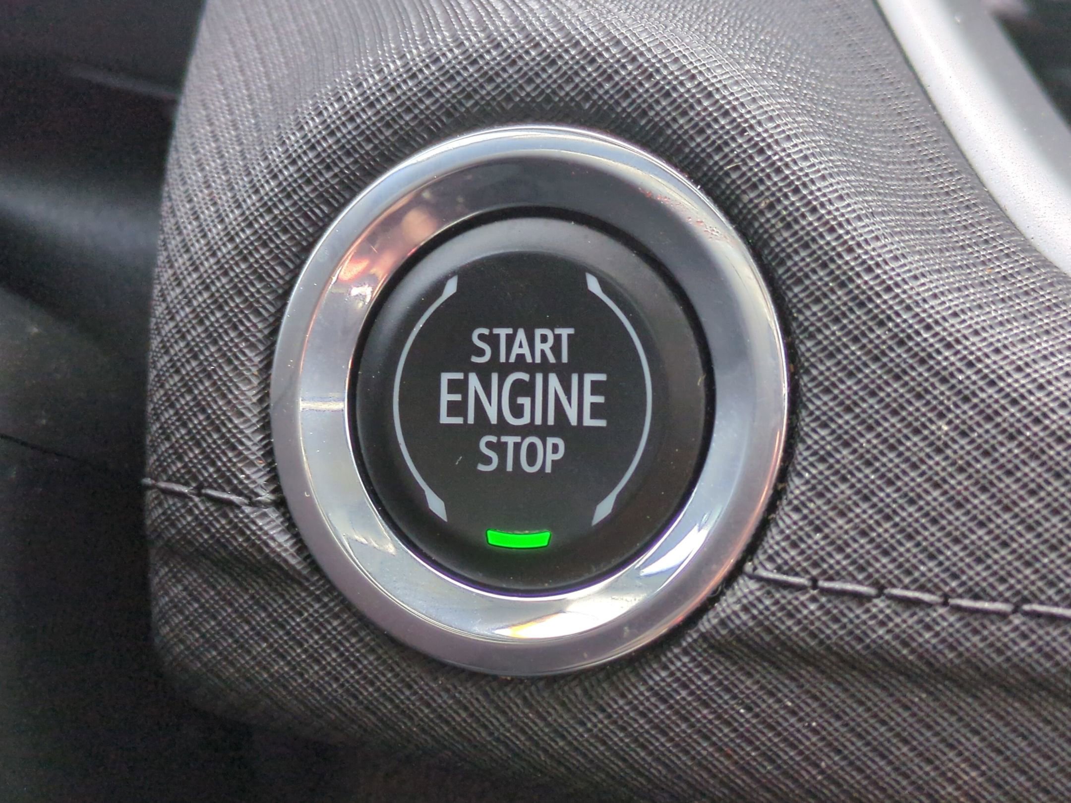 Certified 2025 Chevrolet TrailBlazer LT AWD/4WD image 29