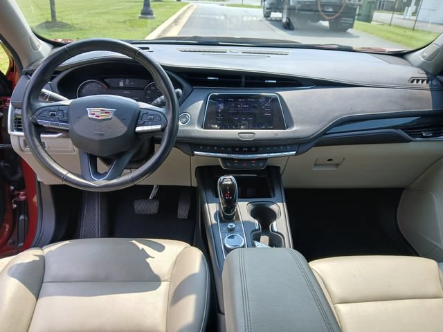 Used 2020 Cadillac XT4 Premium Luxury w/ Cold Weather Package FWD image 38